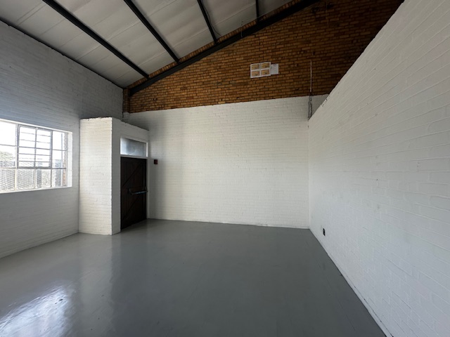 To Let Commercial Property for Rent in Maitland Western Cape